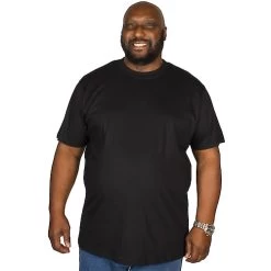 Bigdude Plain Crew Neck T-Shirt Black Tall -Urban Fit Shop img 1508 clipped rev 1 1
