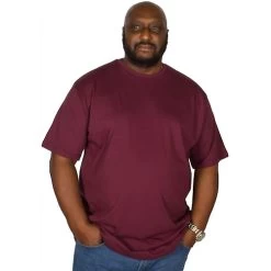 Bigdude Plain Crew Neck T-Shirt Burgundy -Urban Fit Shop img 2387 clipped rev 1