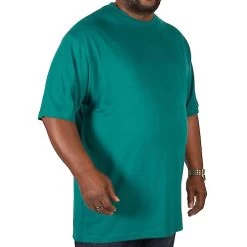 Bigdude Plain Crew Neck T-Shirt Green Tall -Urban Fit Shop img 4880 clipped rev 1 1 1