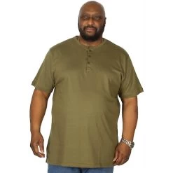 Bigdude Grandad T-Shirt Olive Tall -Urban Fit Shop img 6210 clipped rev 1 1