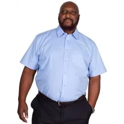 Bigdude Classic Short Sleeve Poplin Shirt Light Blue Tall -Urban Fit Shop img 9312 clipped rev 1 1